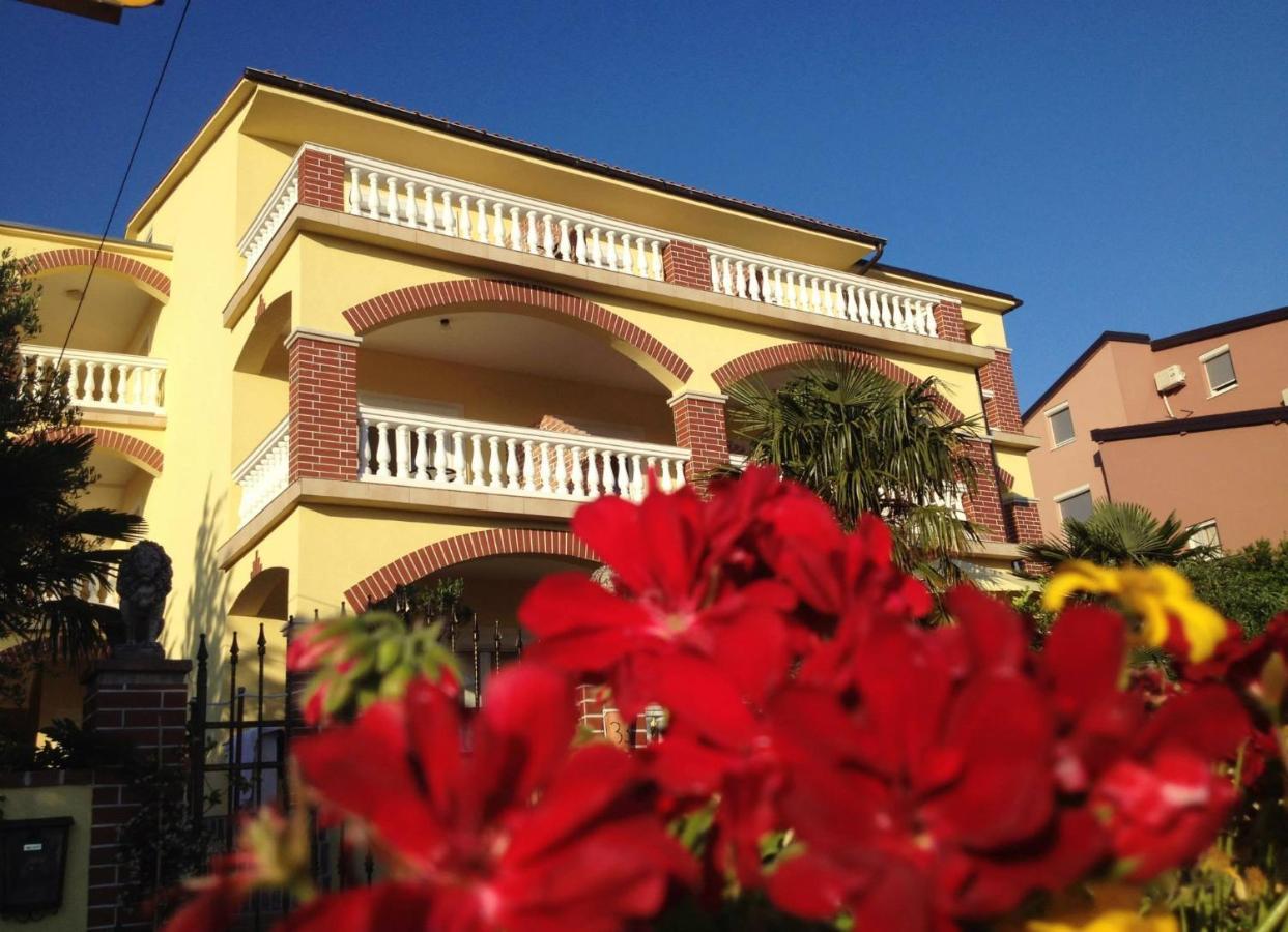 Bed & Breakfast Ruzica Новий Винодольський Екстер'єр фото