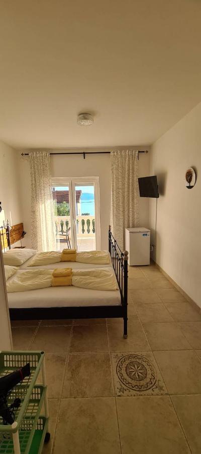 Bed & Breakfast Ruzica Новий Винодольський Екстер'єр фото