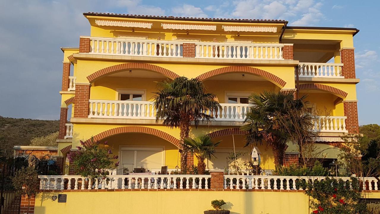 Bed & Breakfast Ruzica Новий Винодольський Екстер'єр фото