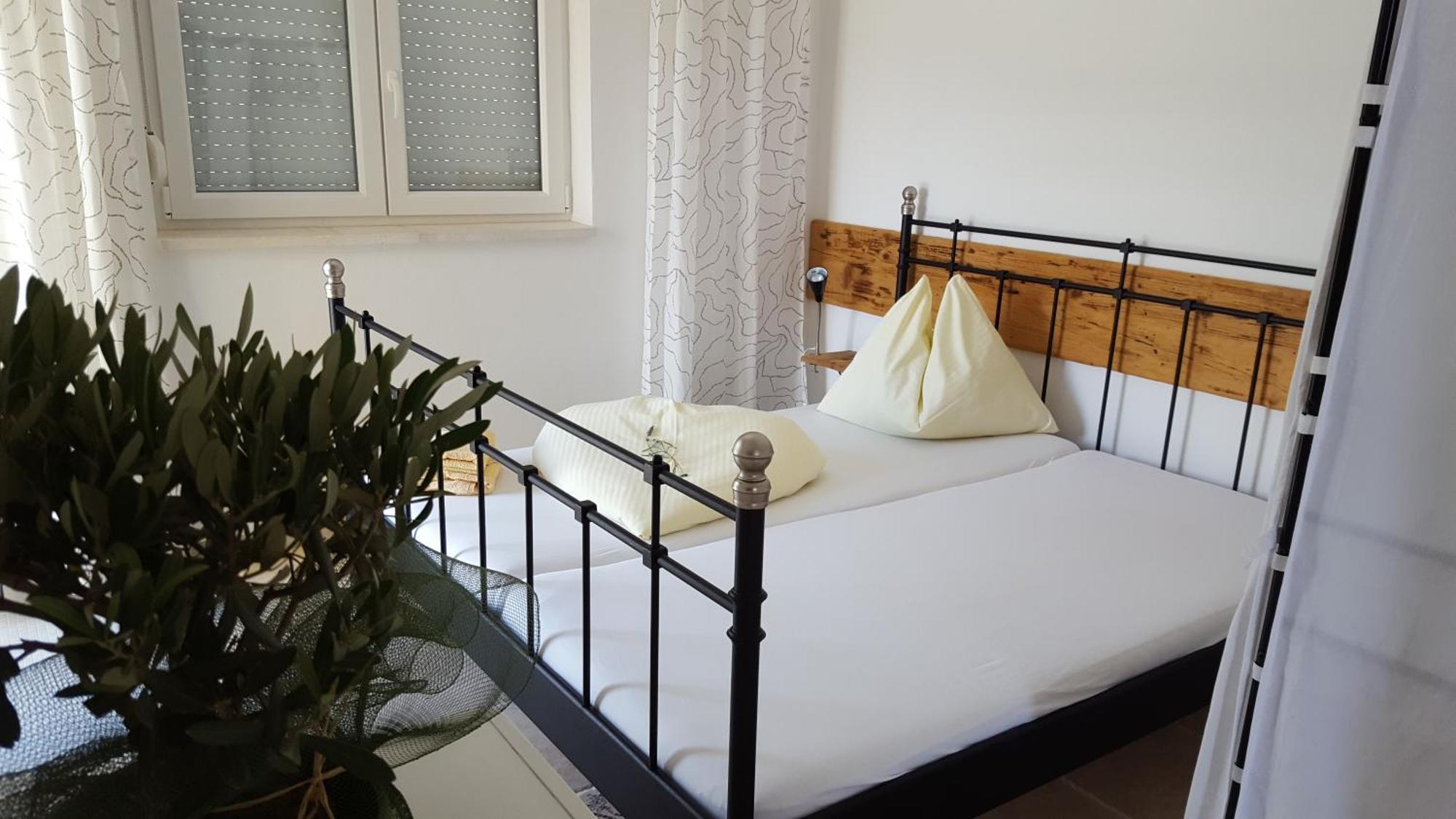 Bed & Breakfast Ruzica Новий Винодольський Екстер'єр фото